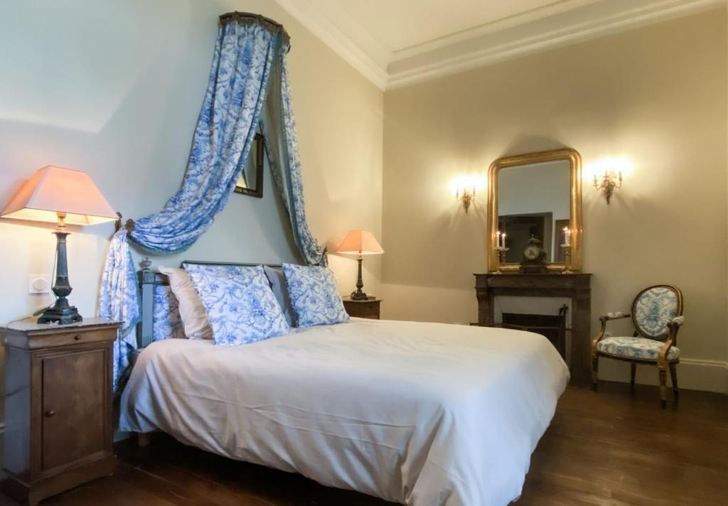 Chateau D'Ainay-Le-Vieil Εξωτερικό φωτογραφία